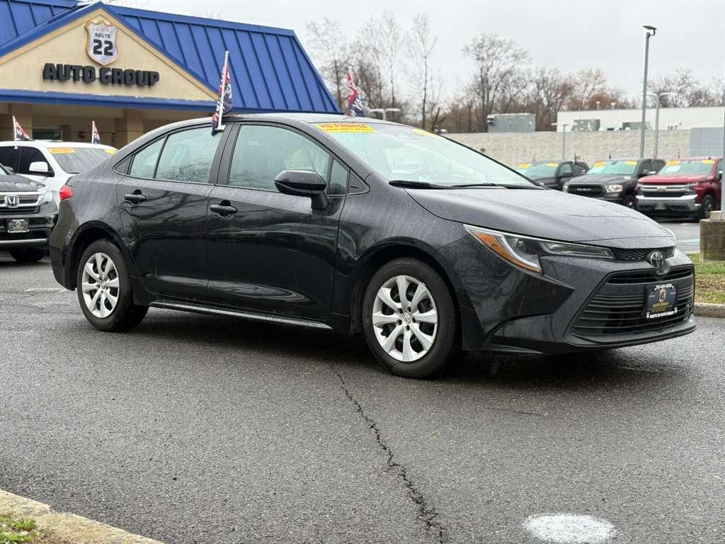 Toyota Corolla LE 2023