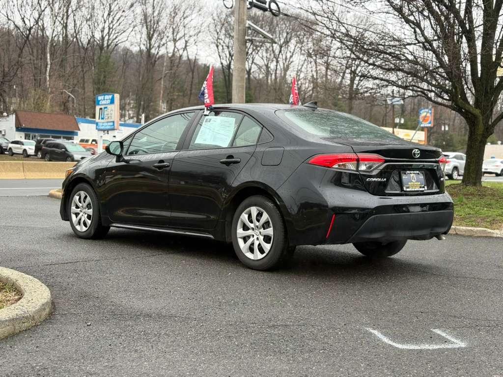 Toyota Corolla LE 2023