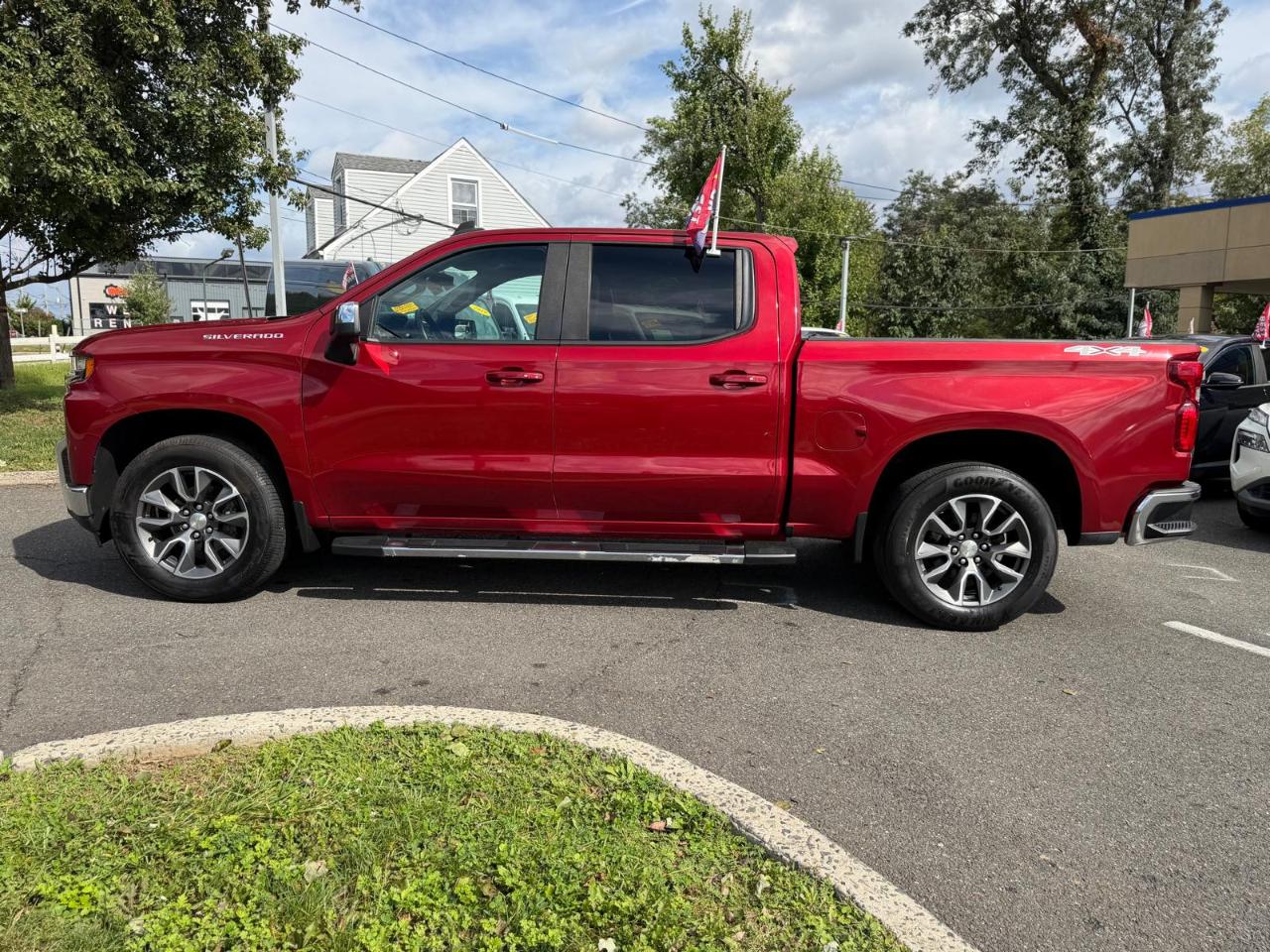 Chevrolet Silverado 1500 4WD Crew Cab 147" LT 2019