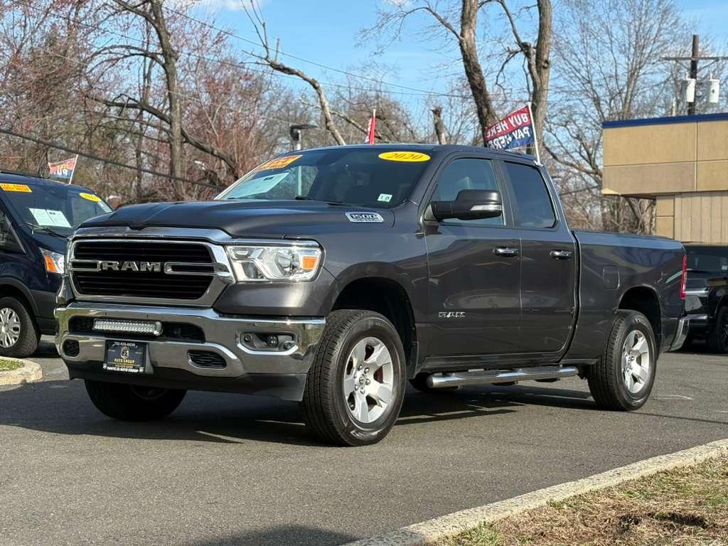 RAM 1500 Big Horn Quad Cab 4WD 2020