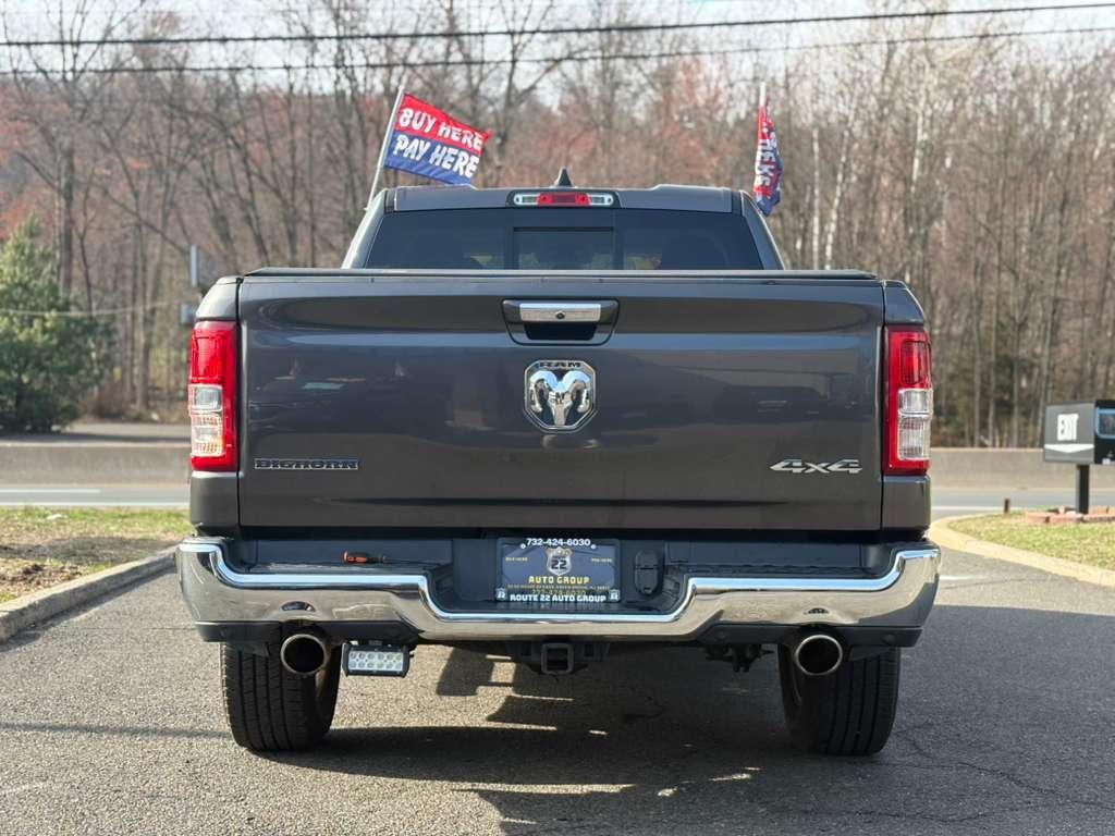 RAM 1500 Big Horn Quad Cab 4WD 2020