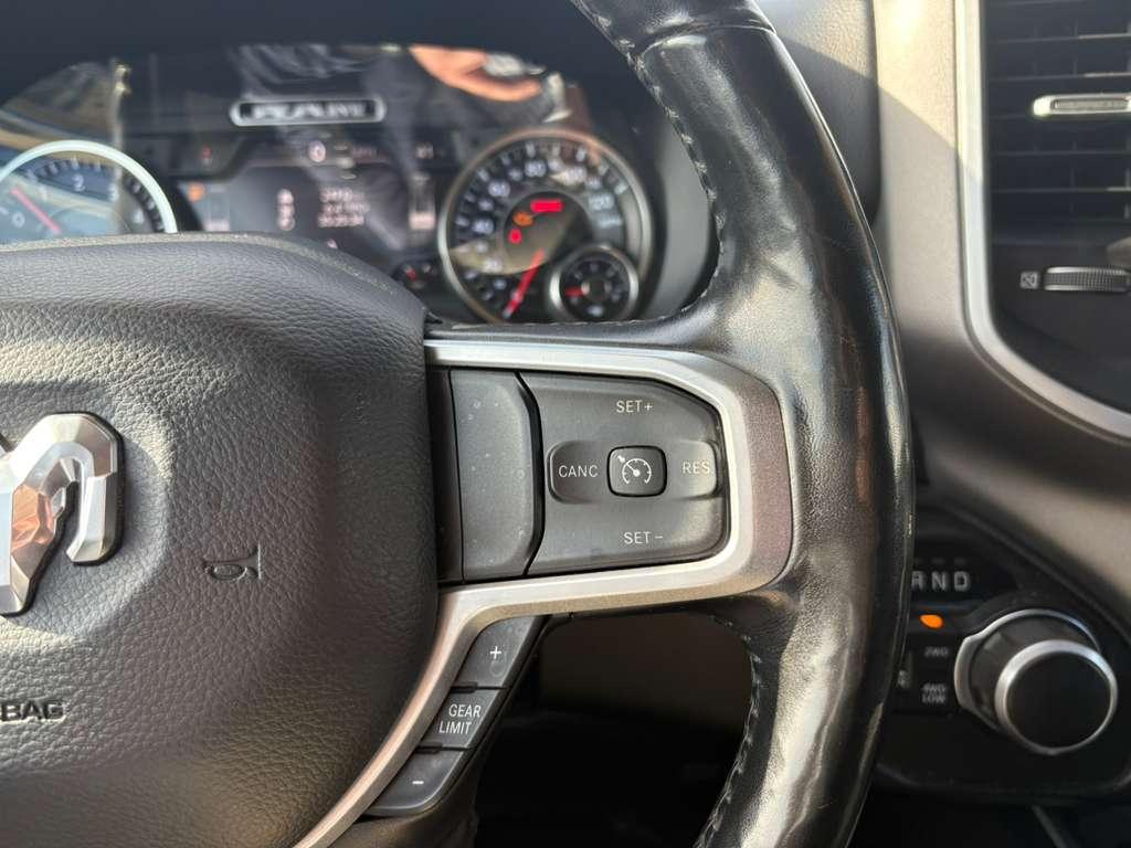 RAM 1500 Big Horn Quad Cab 4WD 2020