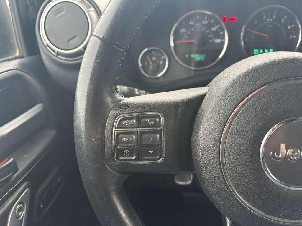 Jeep Wrangler Unlimited Sahara 4WD 2015