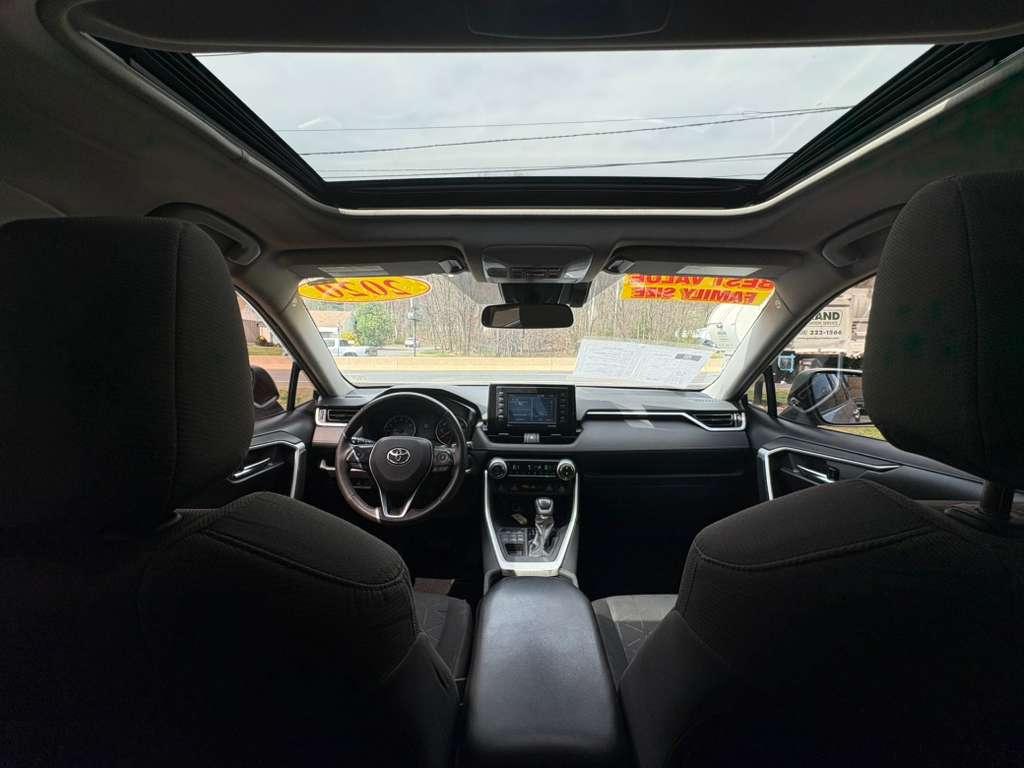 Toyota RAV4 XLE AWD 2020
