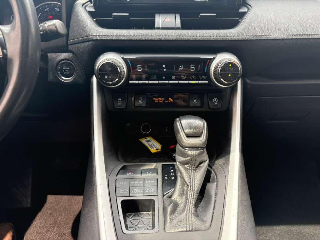 Toyota RAV4 XLE AWD 2020