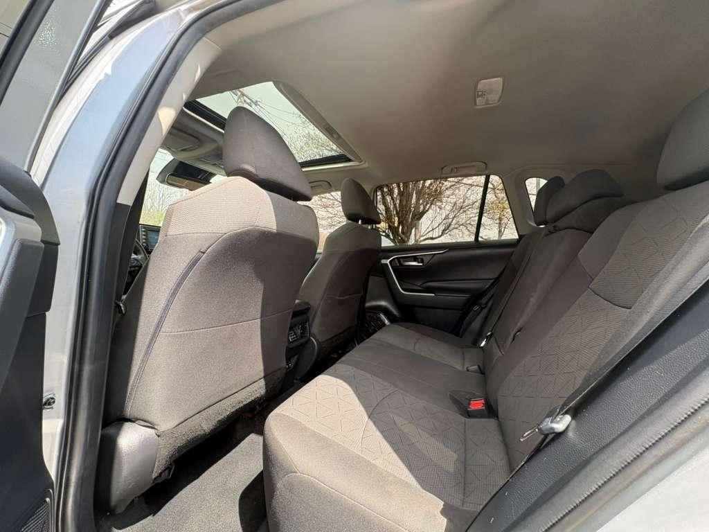 Toyota RAV4 XLE AWD 2020