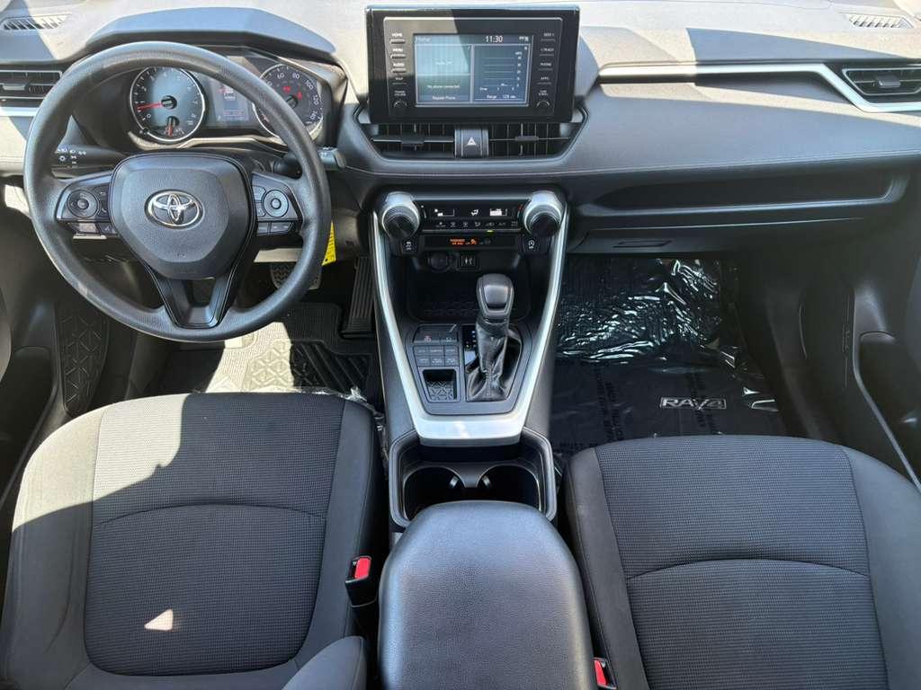 Toyota RAV4 LE AWD 2019