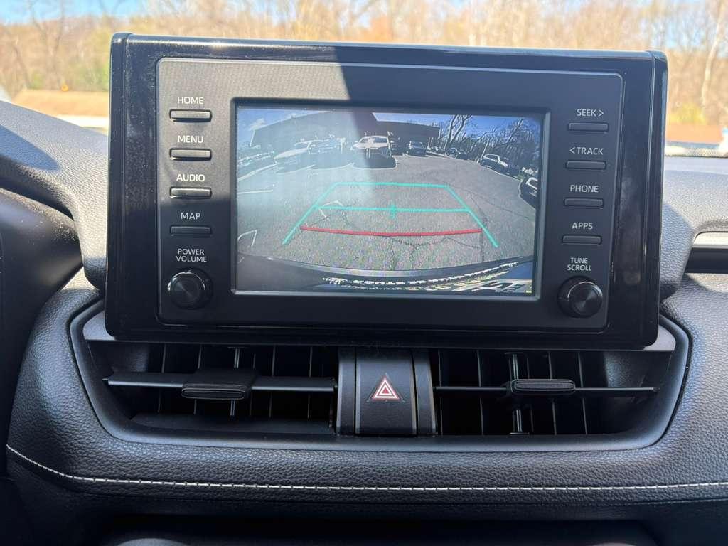 Toyota RAV4 LE AWD 2019