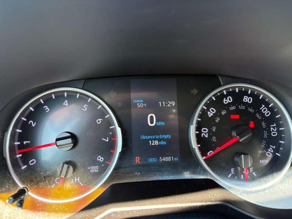 Toyota RAV4 LE AWD 2019