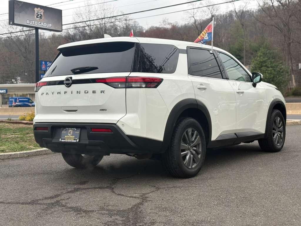 Nissan Pathfinder S 4WD 2022