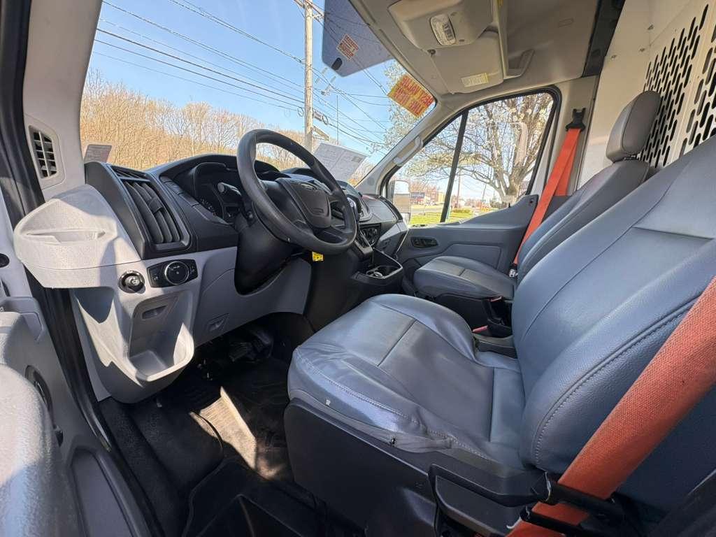 Ford Transit 150 Van Med. Roof w/Sliding Pass. 148-in. WB 2019