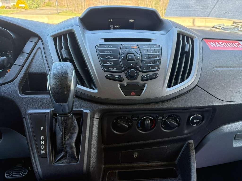 Ford Transit 150 Van Med. Roof w/Sliding Pass. 148-in. WB 2019