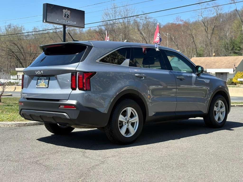 Kia Sorento LX 2WD 2023