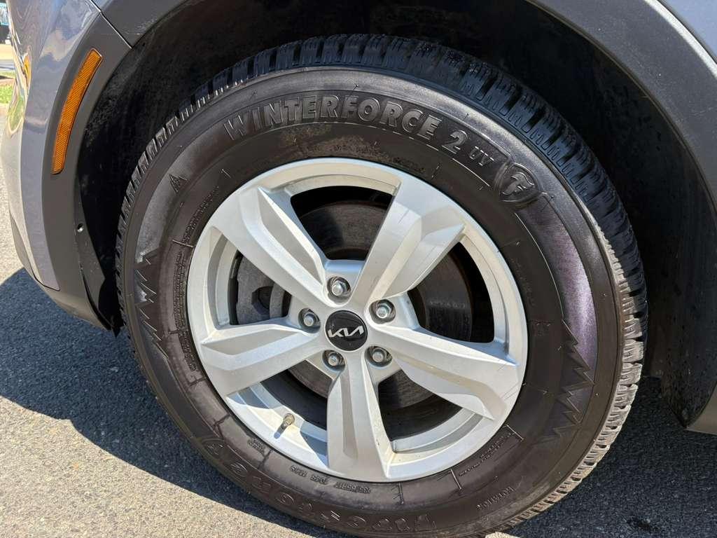 Kia Sorento LX 2WD 2023