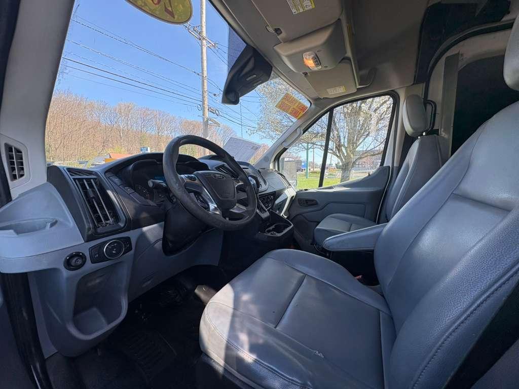 Ford Transit 250 Van Med. Roof w/Sliding Pass. 148-in. WB 2018