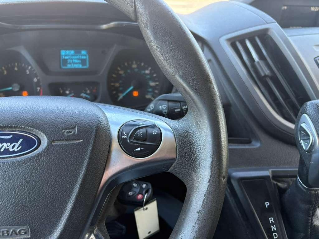 Ford Transit 250 Van Med. Roof w/Sliding Pass. 148-in. WB 2018