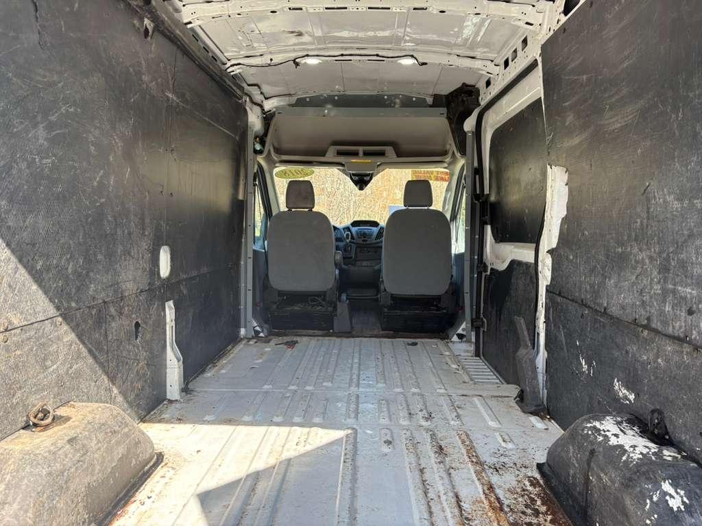 Ford Transit 250 Van Med. Roof w/Sliding Pass. 148-in. WB 2018