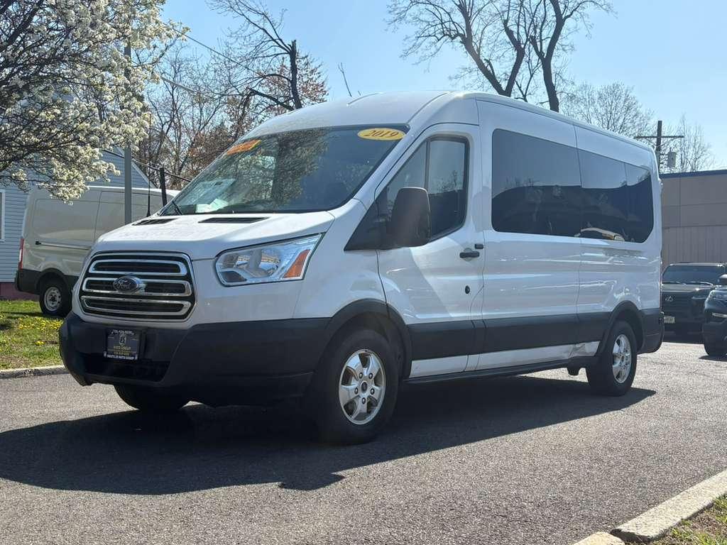 Ford Transit 350 Wagon Med. Roof XL w/Sliding Pass. 148-in. WB 2019