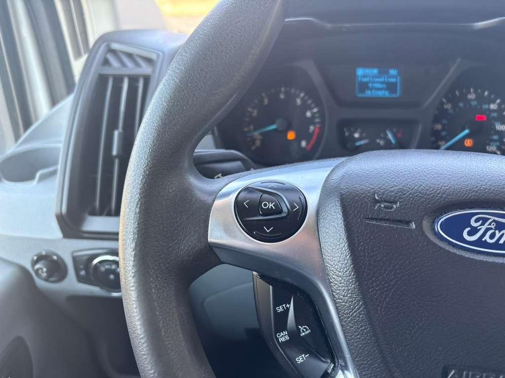 Ford Transit 350 Wagon Med. Roof XL w/Sliding Pass. 148-in. WB 2019