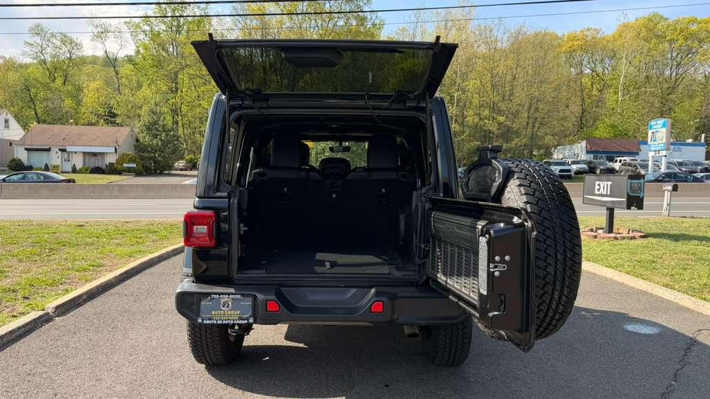 Jeep Wrangler Unlimited Sahara 2018