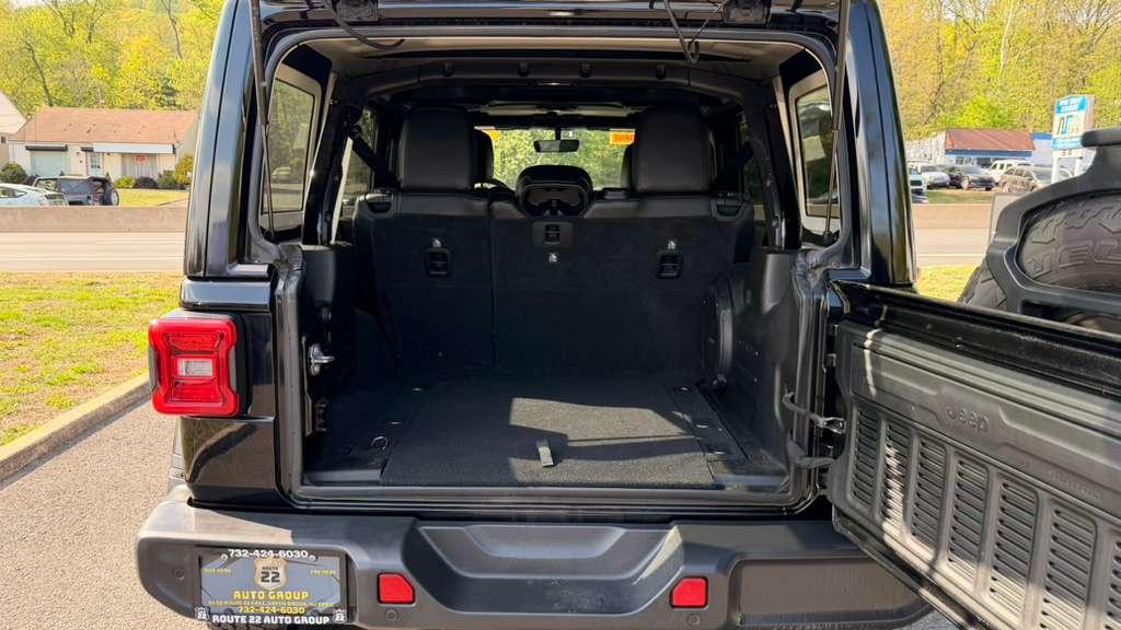 Jeep Wrangler Unlimited Sahara 2018