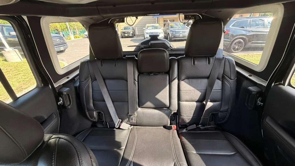 Jeep Wrangler Unlimited Sahara 2018