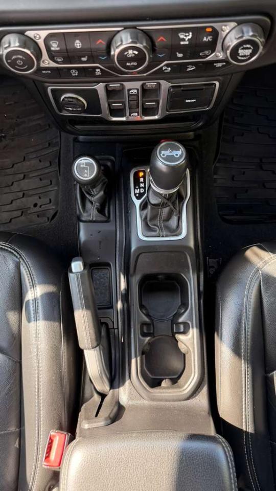 Jeep Wrangler Unlimited Sahara 2018