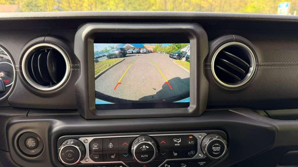 Jeep Wrangler Unlimited Sahara 2018