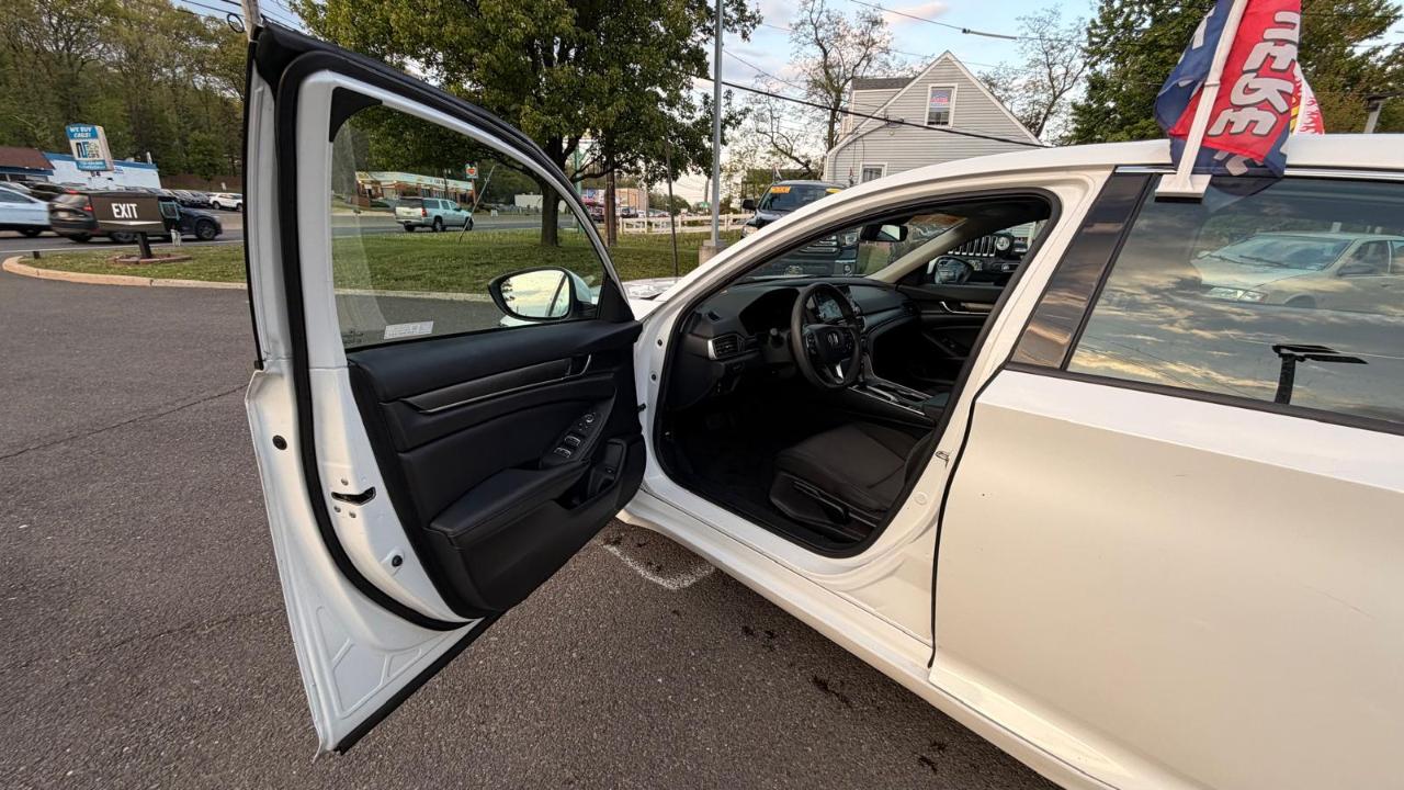 Honda Accord LX CVT 2020