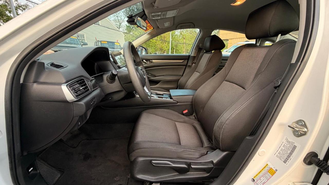 Honda Accord LX CVT 2020