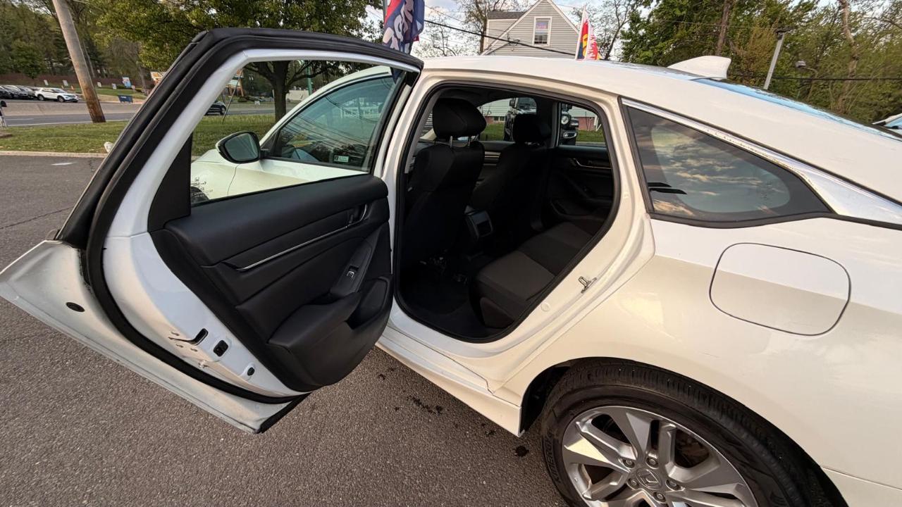 Honda Accord LX CVT 2020