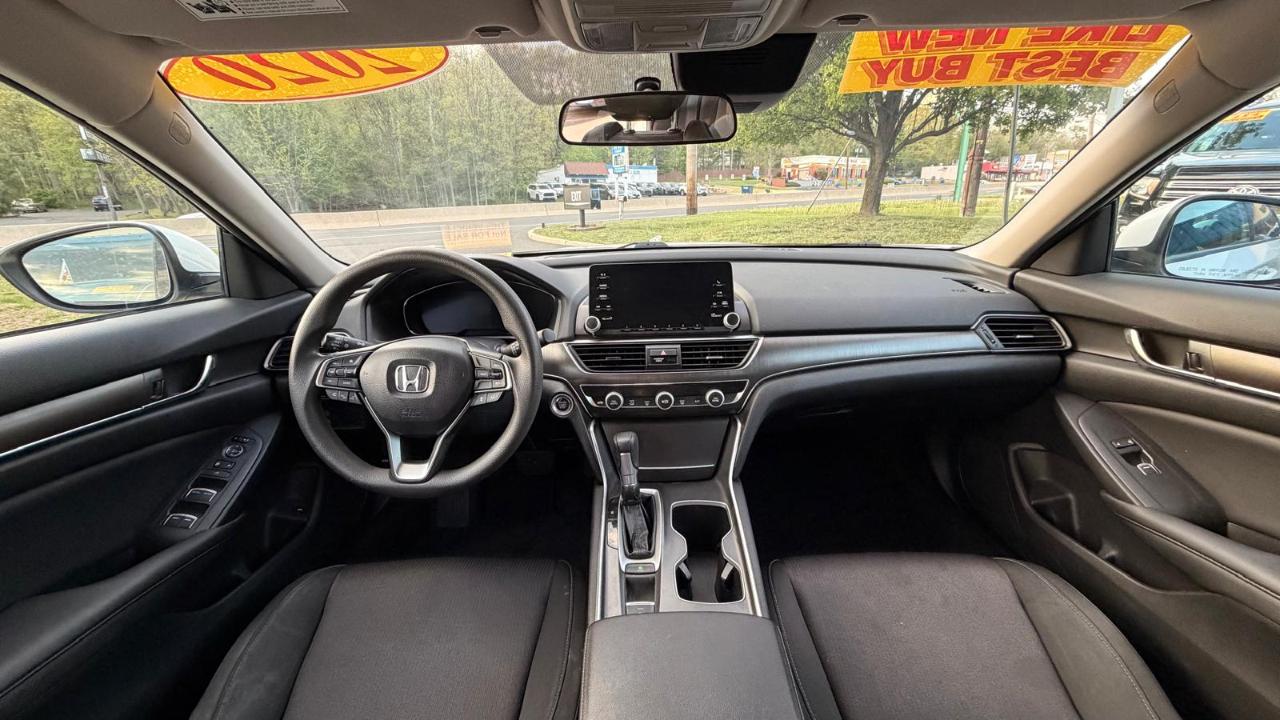Honda Accord LX CVT 2020