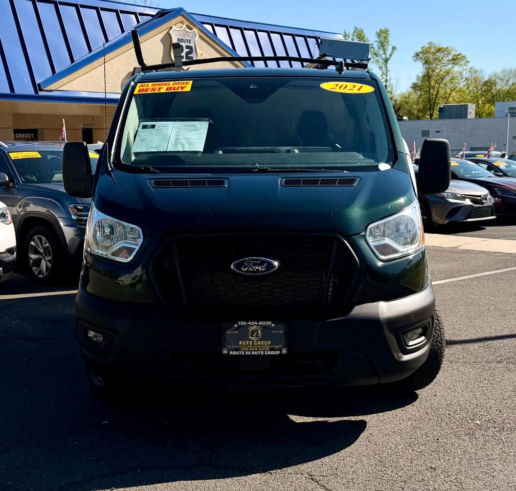 Ford Transit 250 Van Low Roof w/Sliding Pass. 130-in. WB 2021