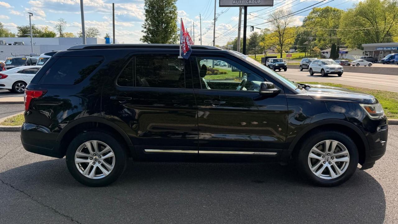 Ford Explorer XLT 4WD 2018