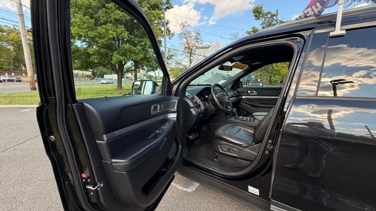 Ford Explorer XLT 4WD 2018