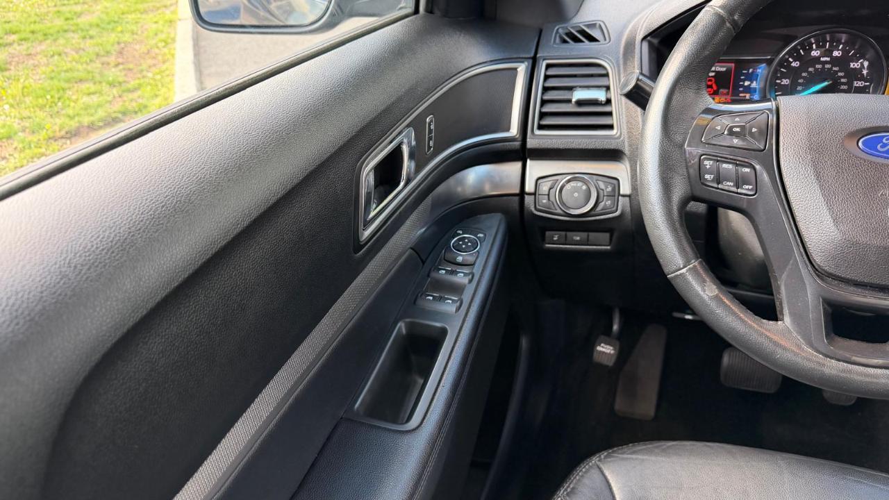Ford Explorer XLT 4WD 2018