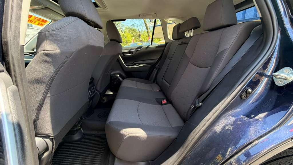 Toyota RAV4 XLE AWD 2019