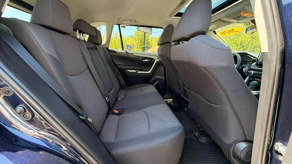 Toyota RAV4 XLE AWD 2019