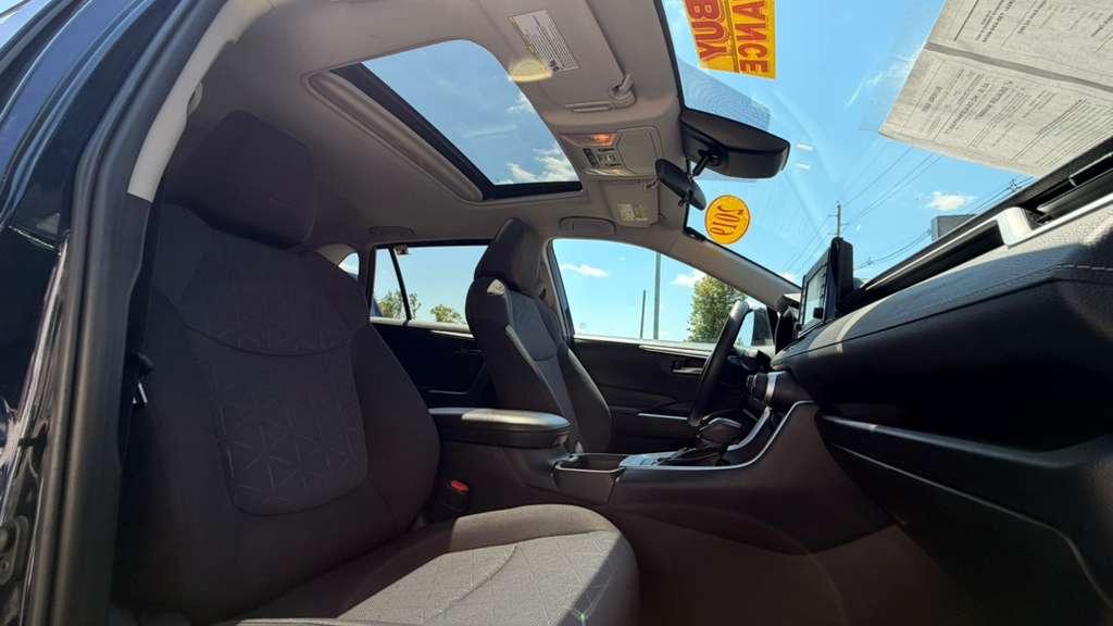 Toyota RAV4 XLE AWD 2019