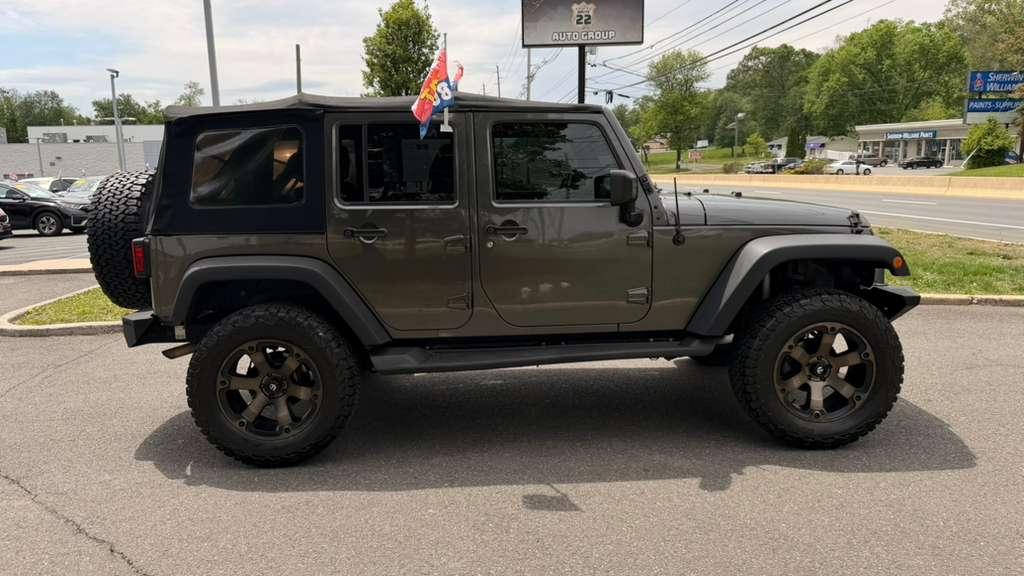 Jeep Wrangler Unlimited Sport 4WD 2017