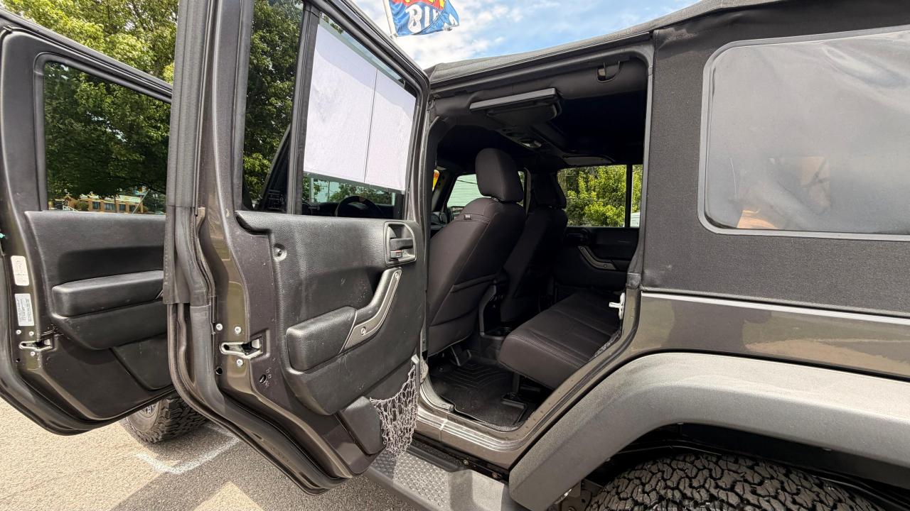 Jeep Wrangler Unlimited Sport 4WD 2017