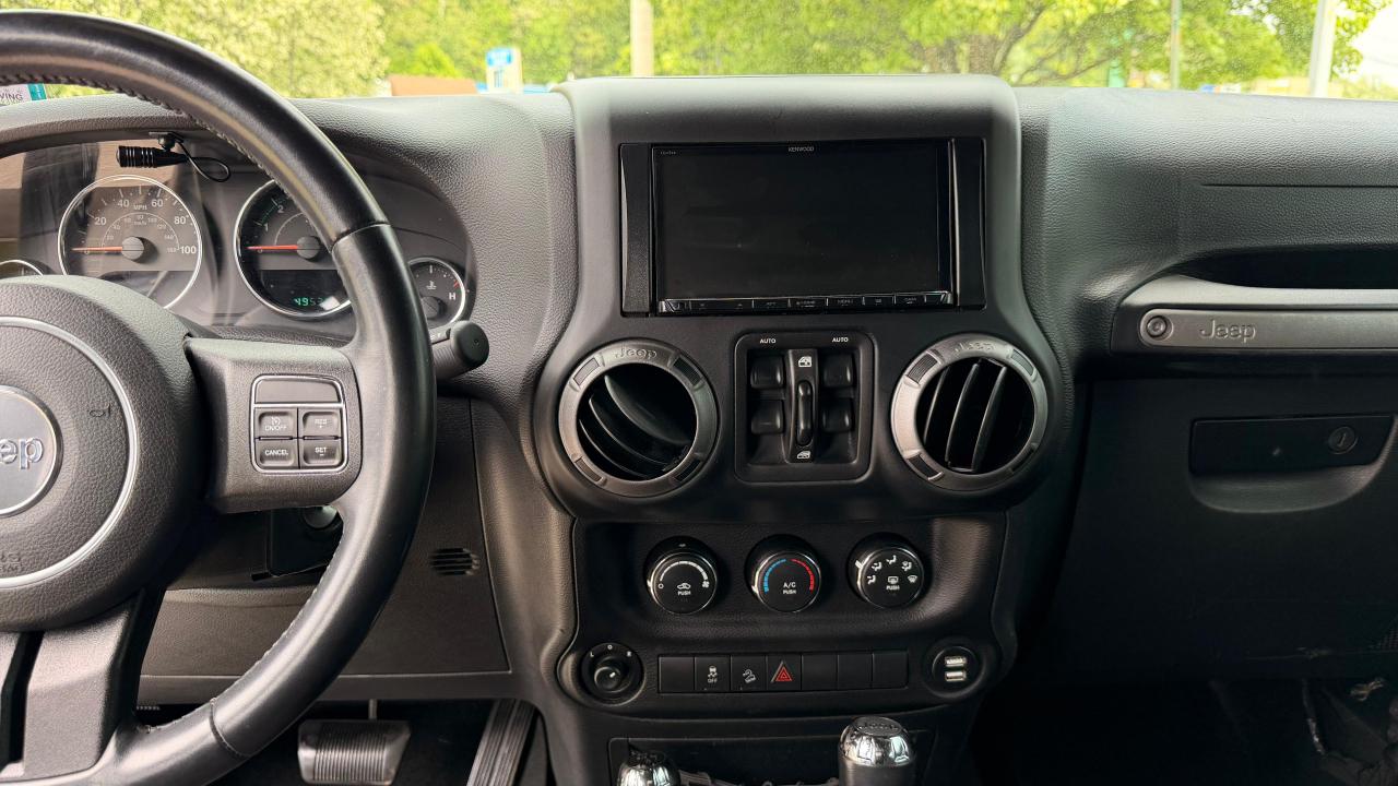 Jeep Wrangler Unlimited Sport 4WD 2017