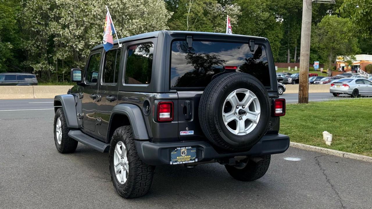 Jeep Wrangler Unlimited Sport 2018
