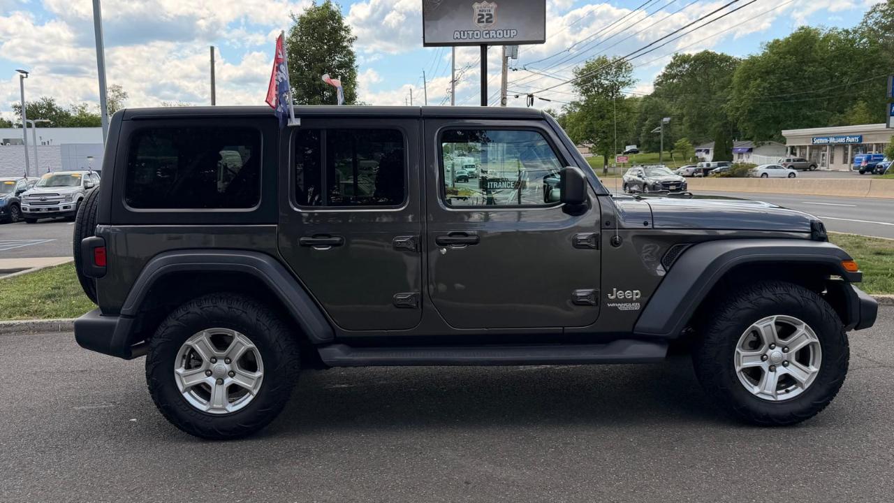 Jeep Wrangler Unlimited Sport 2018