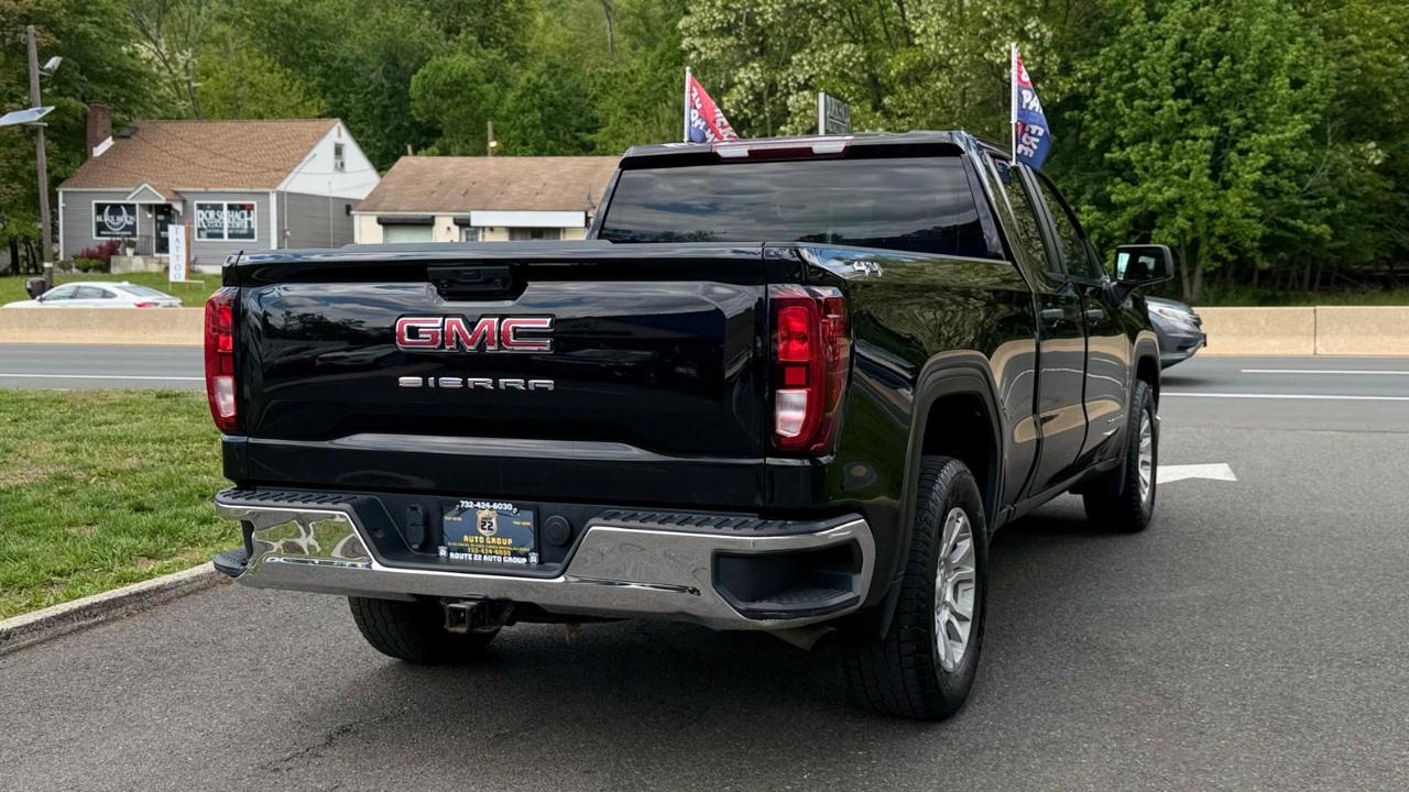 GMC Sierra 1500 Pro Double Cab 4WD 2023