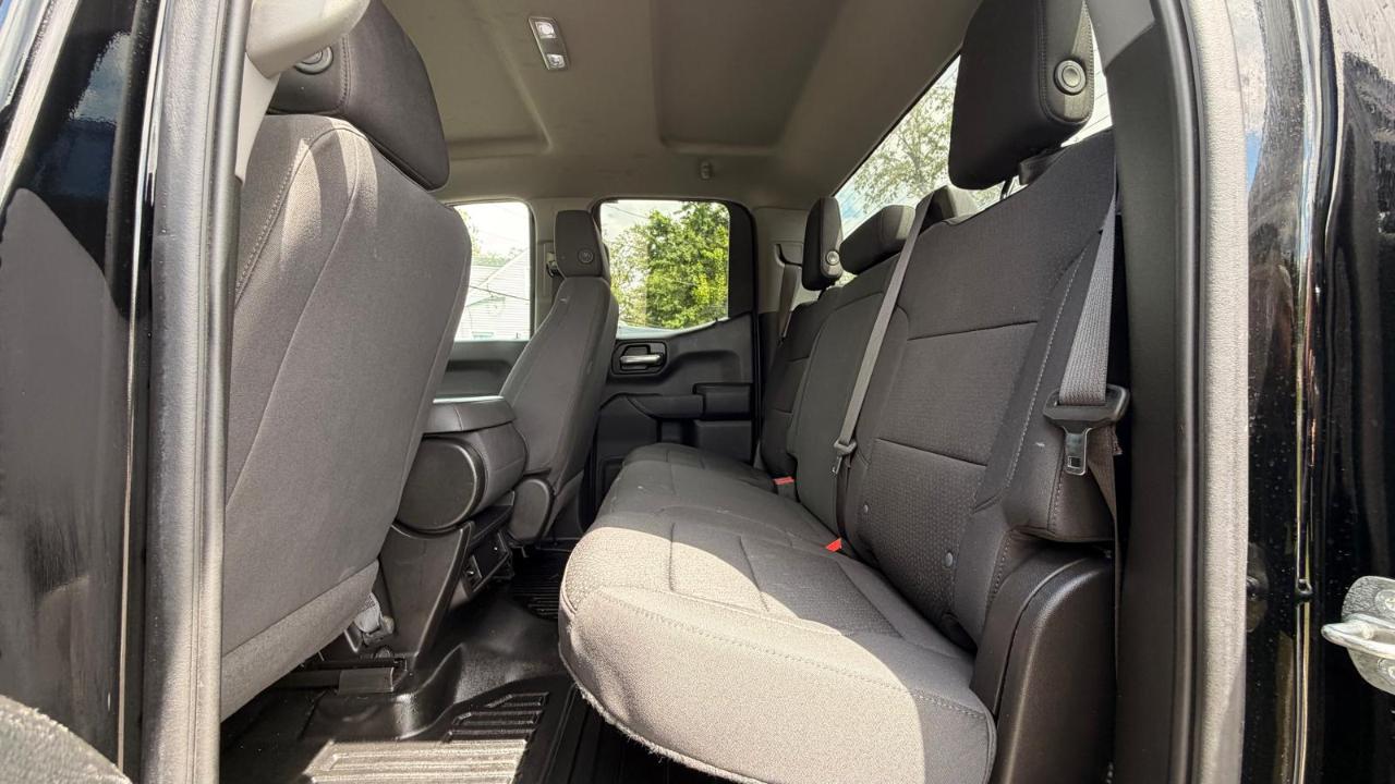 GMC Sierra 1500 Pro Double Cab 4WD 2023