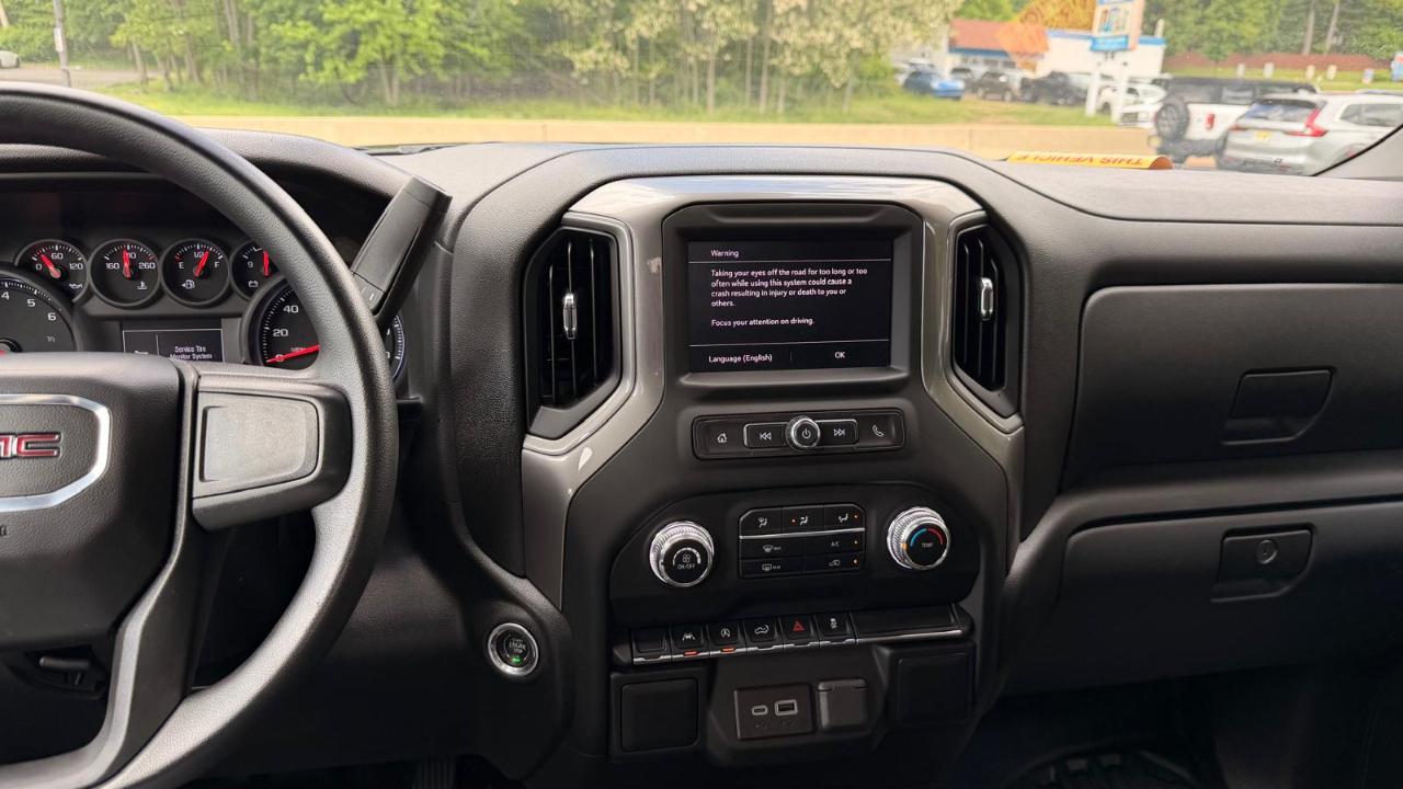 GMC Sierra 1500 Pro Double Cab 4WD 2023