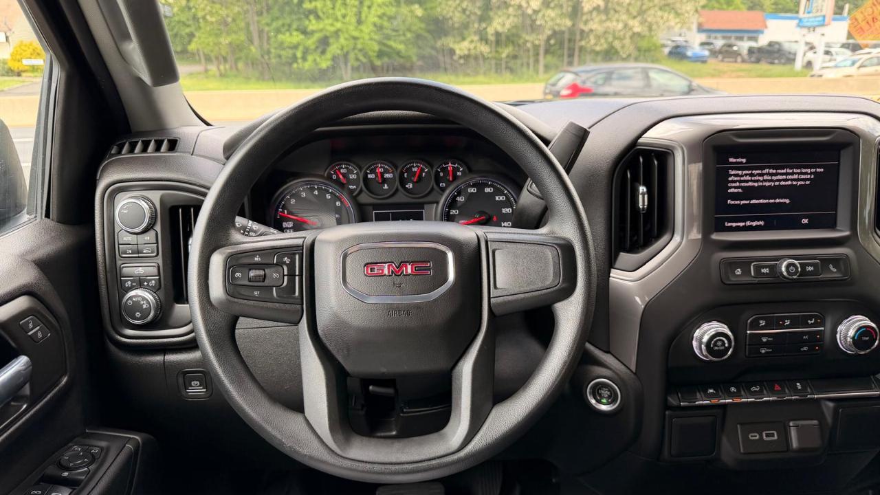 GMC Sierra 1500 Pro Double Cab 4WD 2023