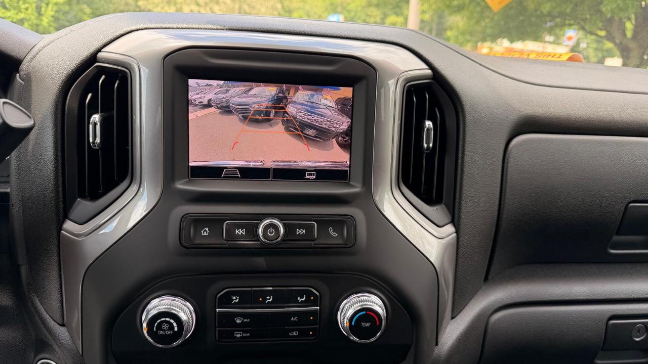 GMC Sierra 1500 Pro Double Cab 4WD 2023