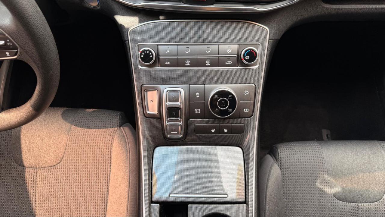 Hyundai Santa Fe SEL AWD 2022